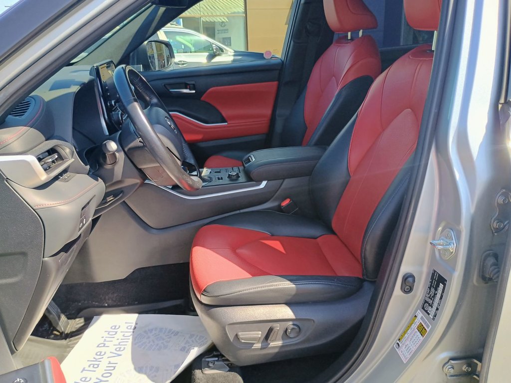 2022 Toyota Highlander XSE in New Glasgow, Nova Scotia - 12 - w1024h768px