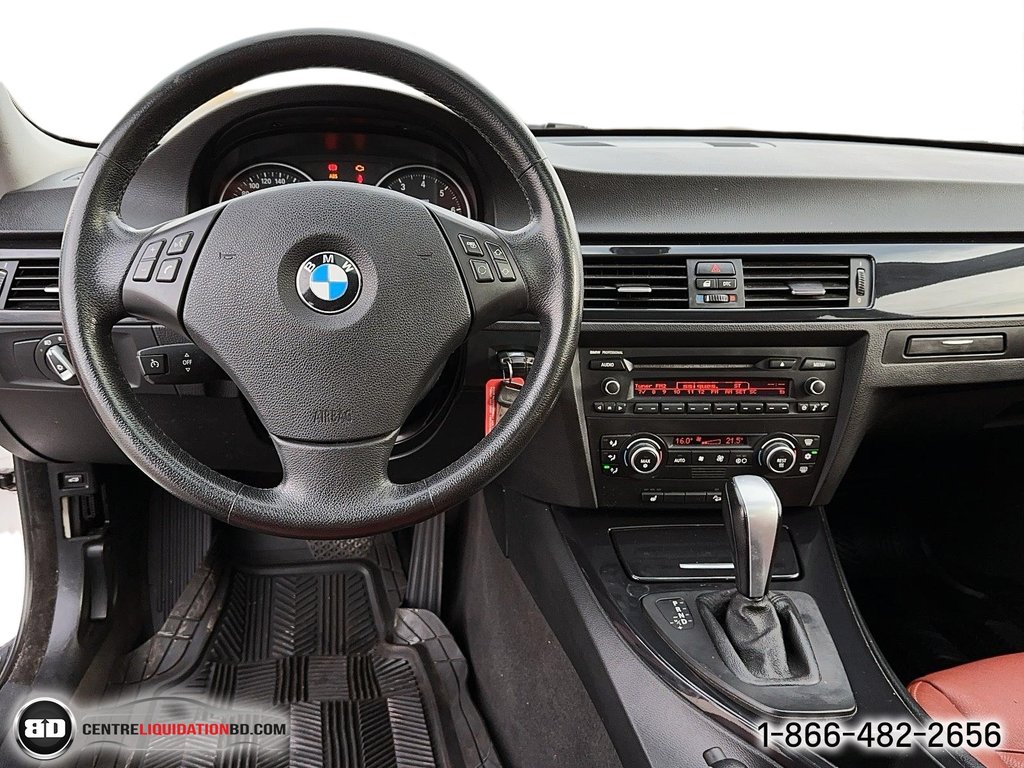 3 Series 328i xDrive 2009 à Granby, Québec - 12 - w1024h768px