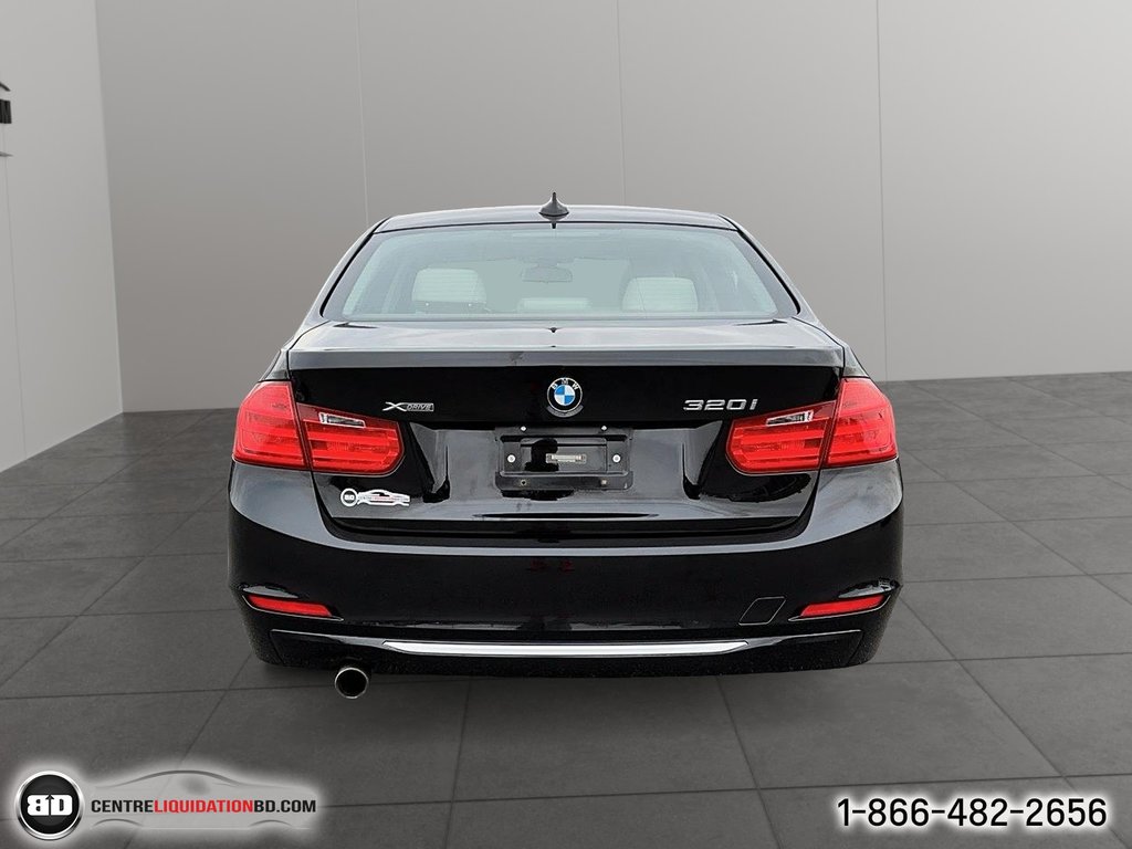 3 Series 320i xDrive 2014 à Granby, Québec - 6 - w1024h768px