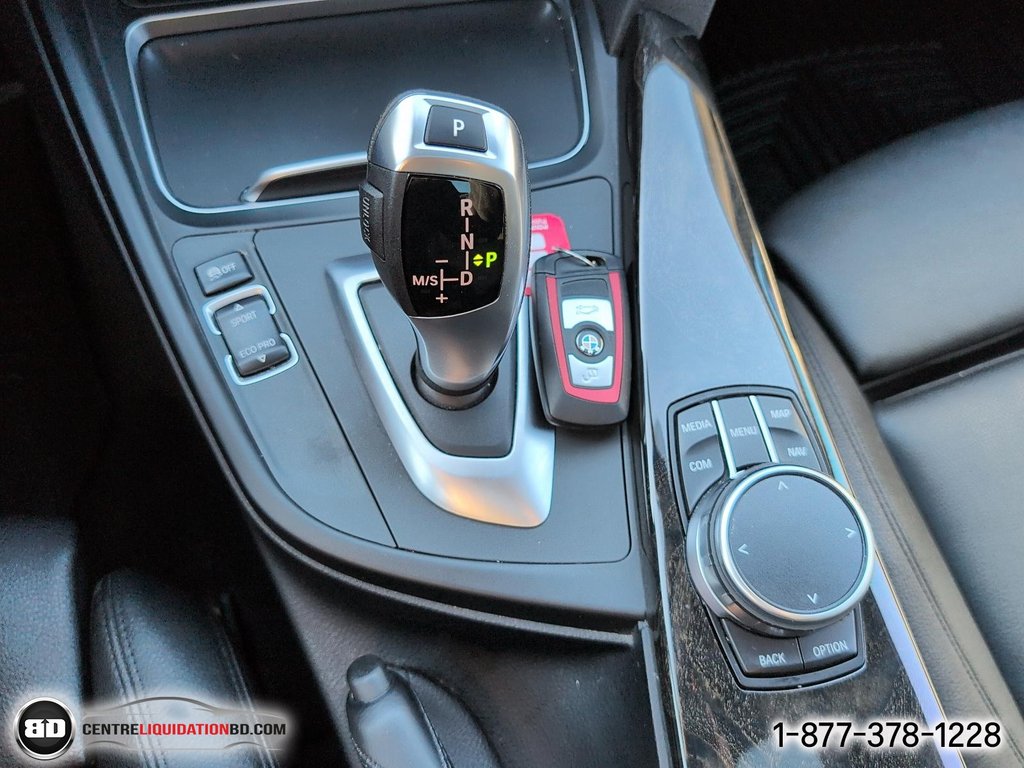 BMW 3 Series 330i xDrive 2018 à Granby, Québec - 19 - w1024h768px