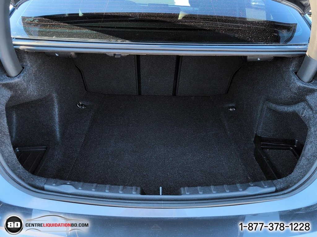 BMW 3 Series 330i xDrive 2018 à Granby, Québec - 10 - w1024h768px