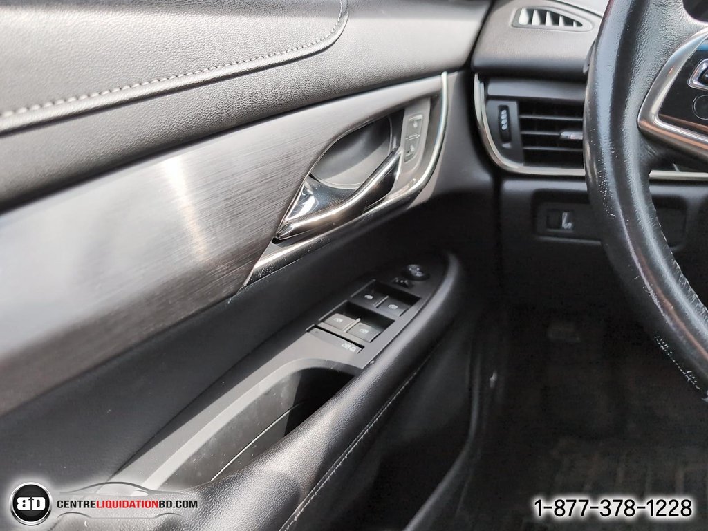 2015 Cadillac ATS Sedan Standard RWD in Granby, Quebec - 14 - w1024h768px