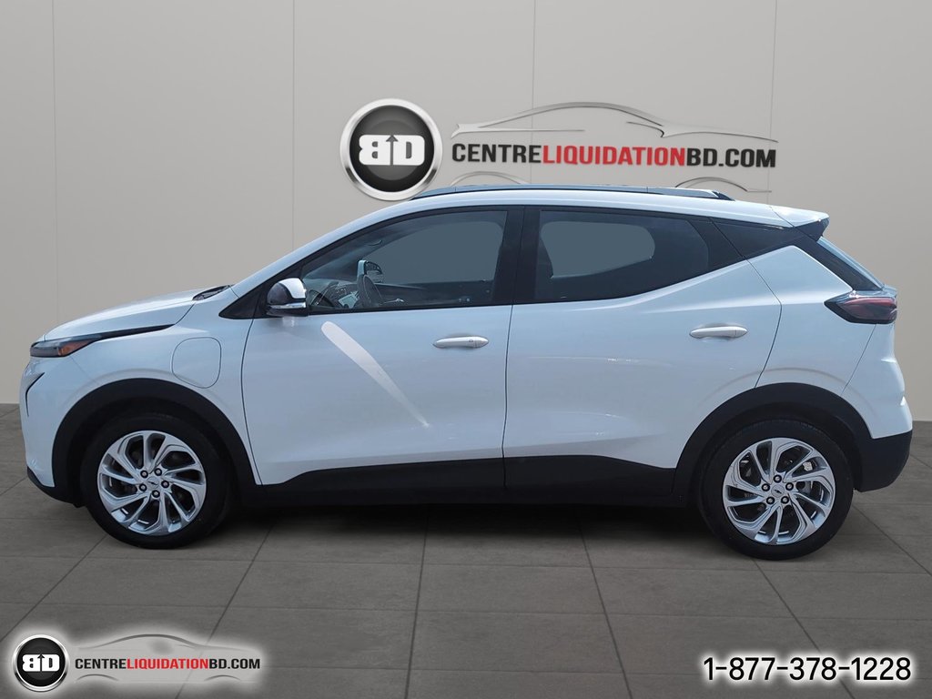 2023 Chevrolet BOLT EUV LT in Granby, Quebec - 8 - w1024h768px