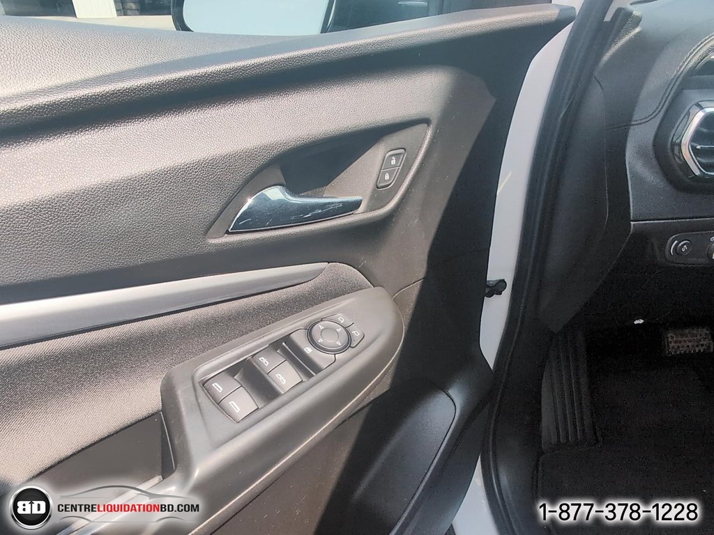 2023 Chevrolet BOLT EUV LT in Granby, Quebec - 14 - w1024h768px