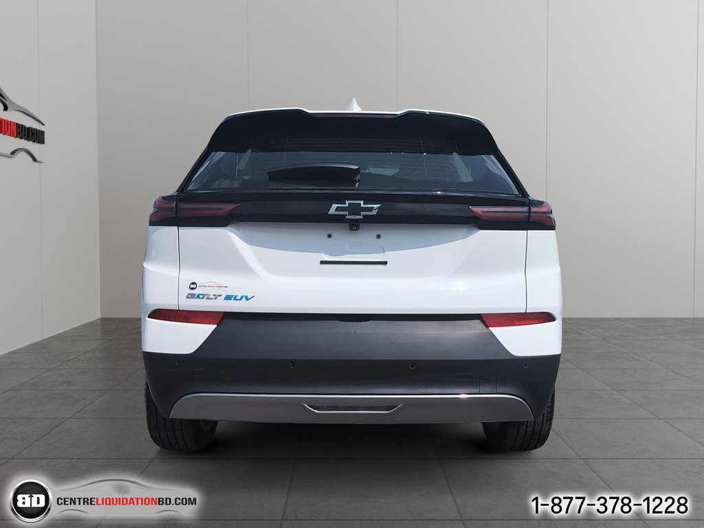 2023 Chevrolet BOLT EUV LT in Granby, Quebec - 6 - w1024h768px