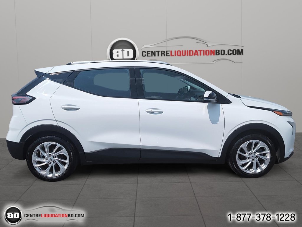 2023 Chevrolet BOLT EUV LT in Granby, Quebec - 4 - w1024h768px