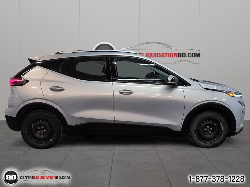 Chevrolet Bolt EUV LT SIEGES ET VOLANT CHAUFFANT, 2 SET DE ROUES 2023 à Granby, Québec - 4 - w1024h768px