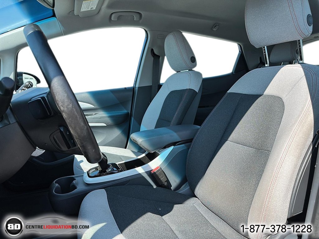 2020 Chevrolet Bolt EV LT in Granby, Quebec - 12 - w1024h768px