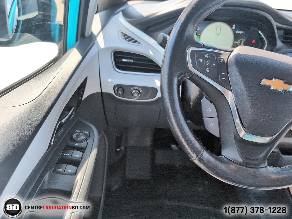 2020 Chevrolet Bolt EV LT (VGA VÉHICULE RECONSTRUIT) in Granby, Quebec - 16 - w1024h768px