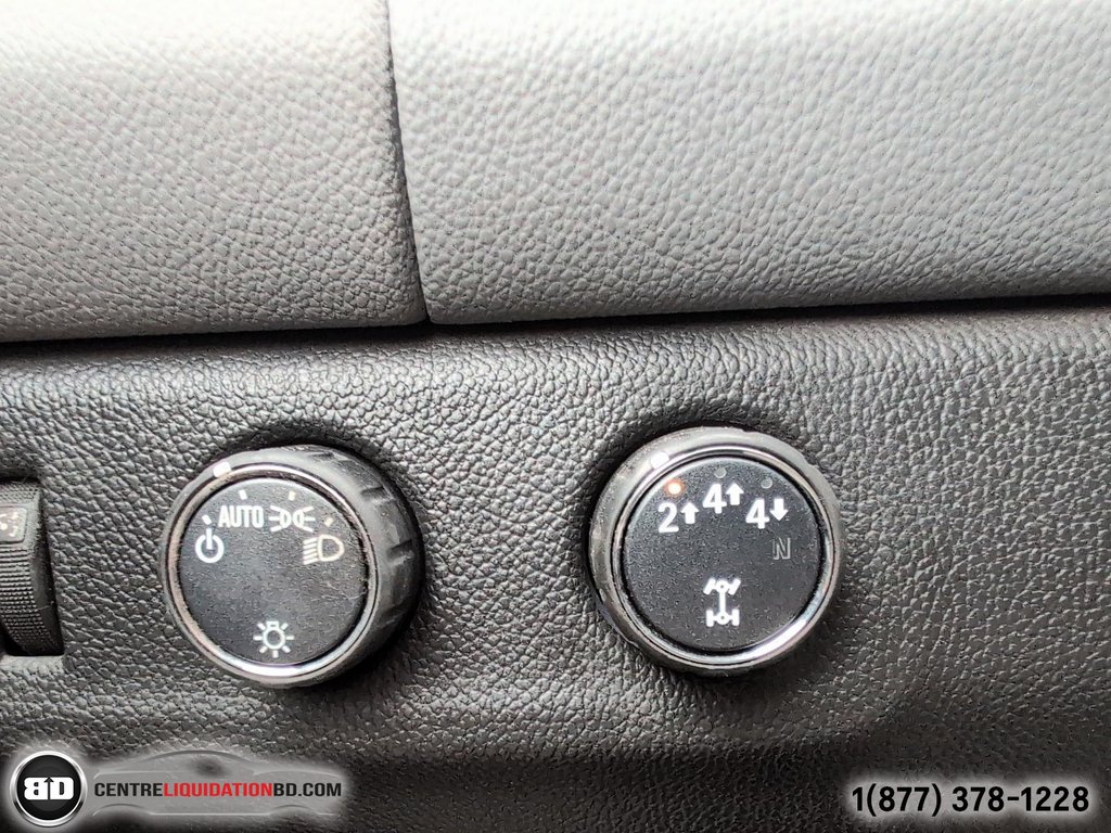 Chevrolet Colorado V6 4X4 WT DOUBLE CAB BOITE 6P 2019 à Granby, Québec - 22 - w1024h768px