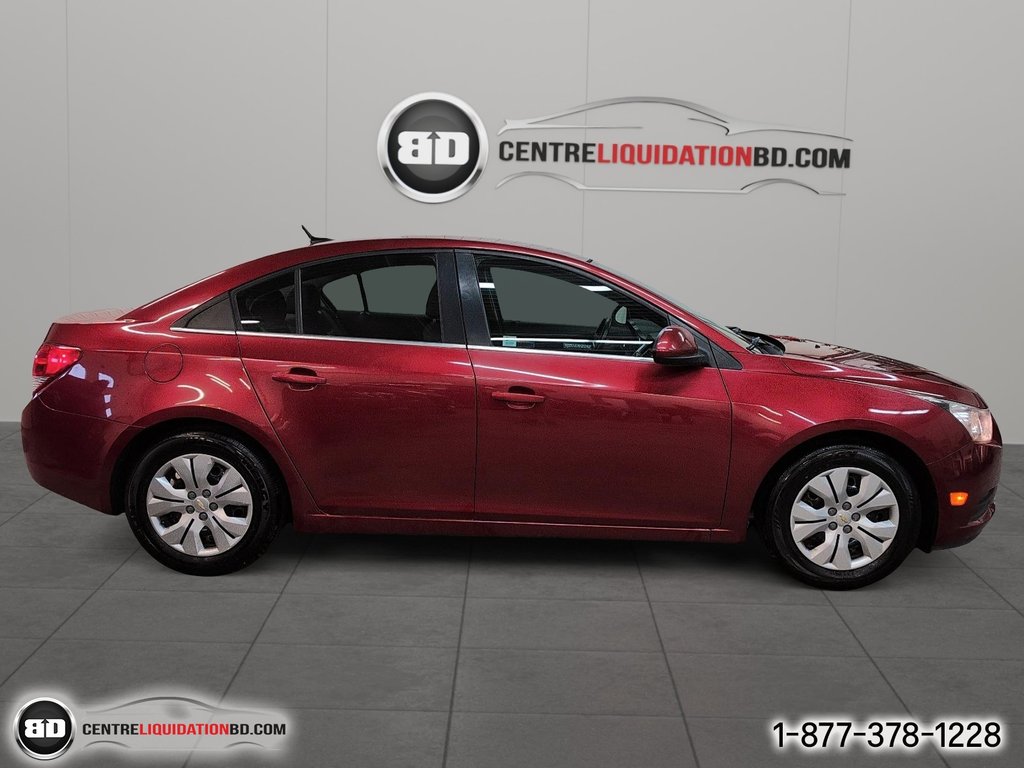 Chevrolet Cruze 1LT AUTOMATIQUE 2014 à Granby, Québec - 4 - w1024h768px