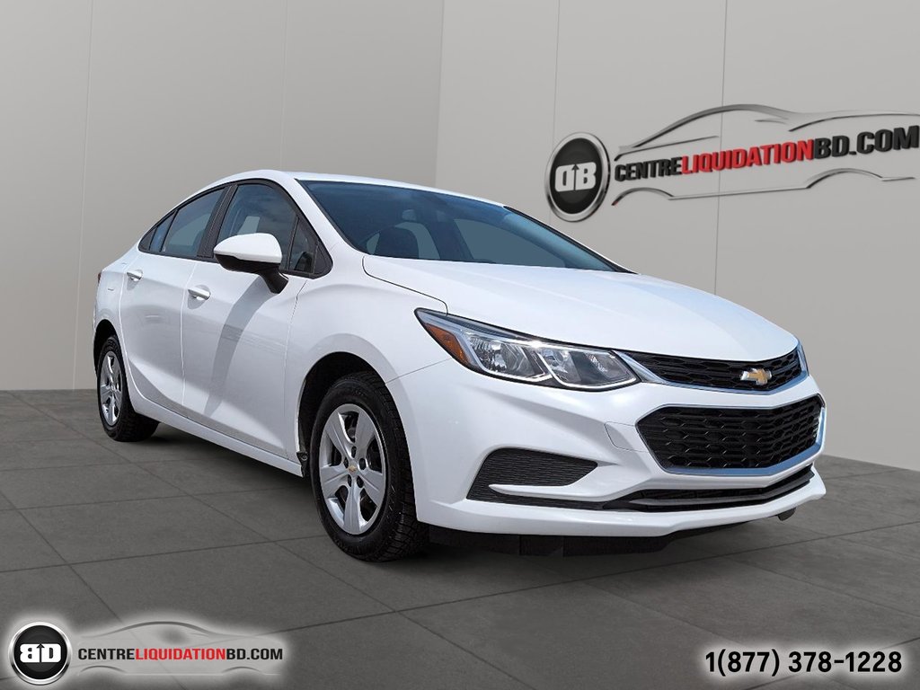 2017 Chevrolet Cruze LS (BAS KM) in Granby, Quebec - 3 - w1024h768px