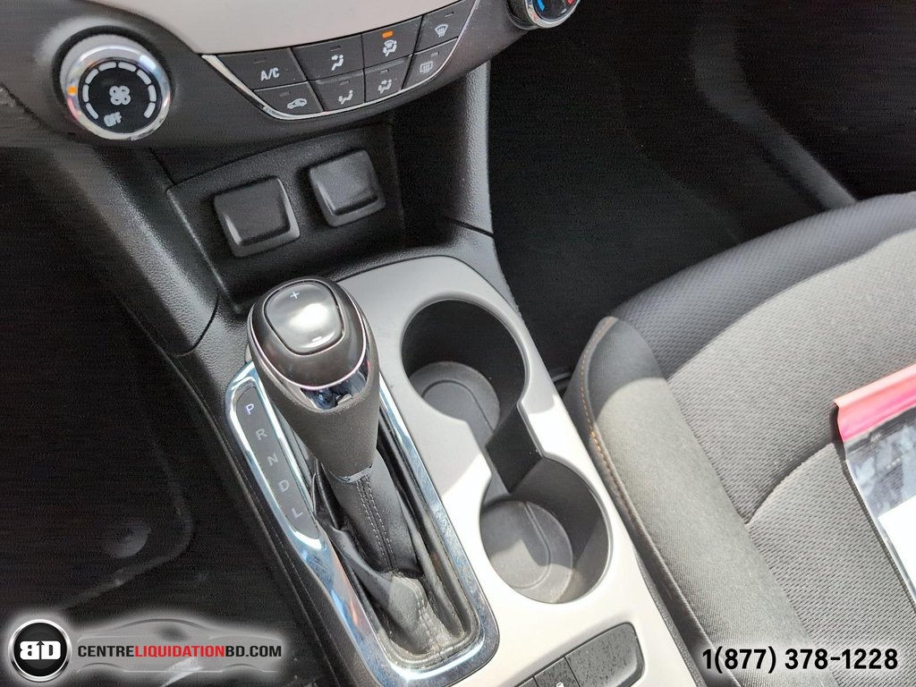 2017 Chevrolet Cruze LS (BAS KM) in Granby, Quebec - 20 - w1024h768px