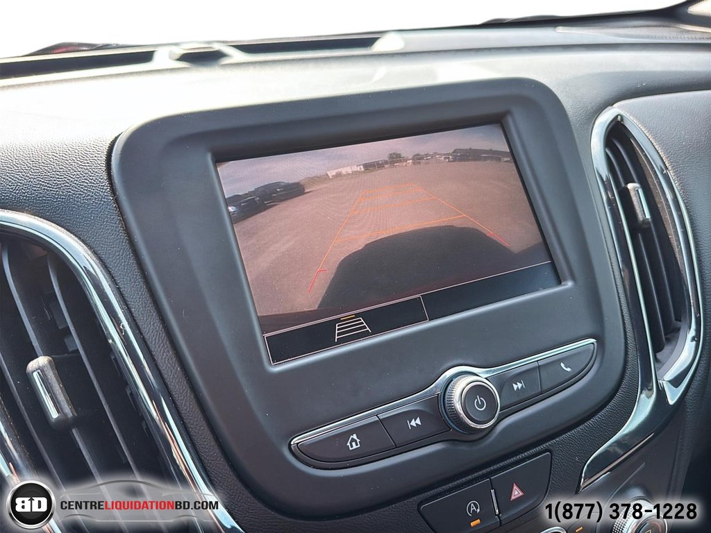 2022 Chevrolet Equinox RS AWD in Granby, Quebec - 23 - w1024h768px