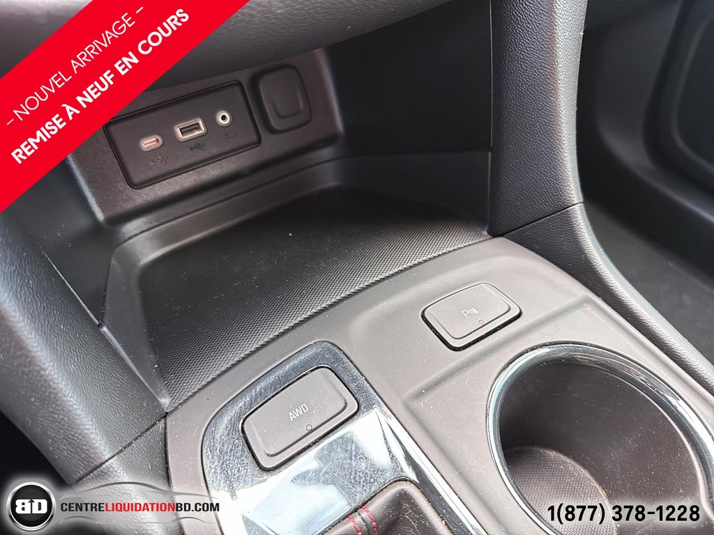 Chevrolet Equinox RS AWD 2022 à Granby, Québec - 16 - w1024h768px