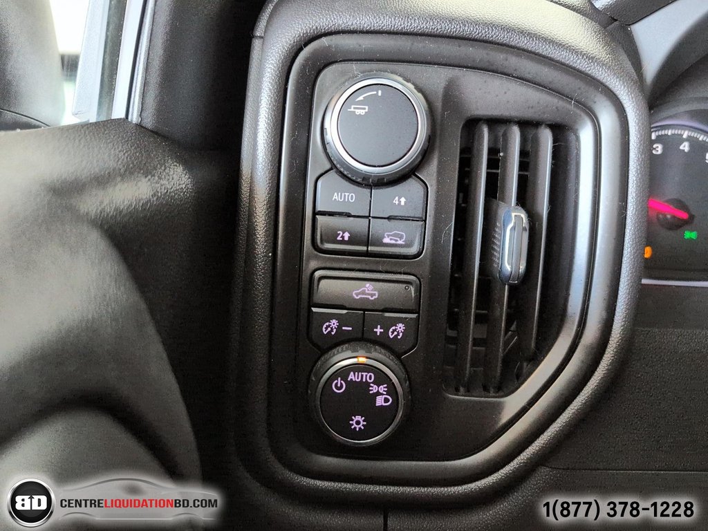 Chevrolet Silverado 1500 LTD CUSTOM CREW CAB 2.7L TURBO 4X4 BOITE 6.5P 2022 à Granby, Québec - 20 - w1024h768px