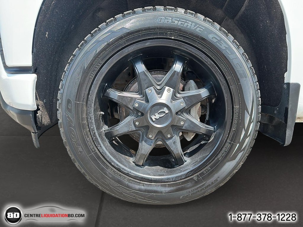 2022 Chevrolet Silverado 1500 LTD Custom 4 cyl 2.7l turbo in Granby, Quebec - 11 - w1024h768px