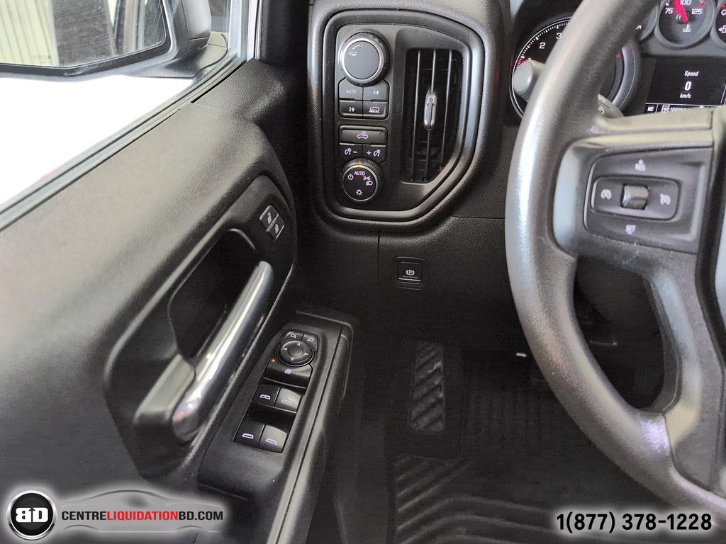 Chevrolet Silverado 1500 LTD CUSTOM CREW CAB 2.7L TURBO 4X4 BOITE 6.5P 2022 à Granby, Québec - 17 - w1024h768px