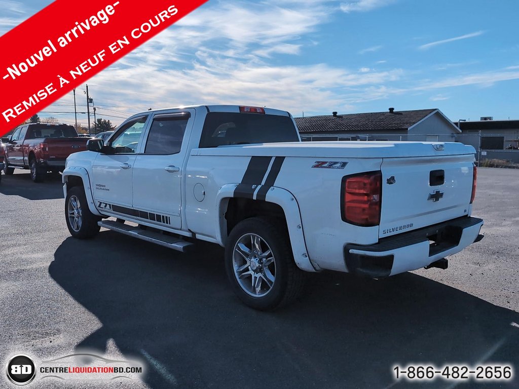 2017 Chevrolet Silverado 1500 LT in Granby, Quebec - 7 - w1024h768px
