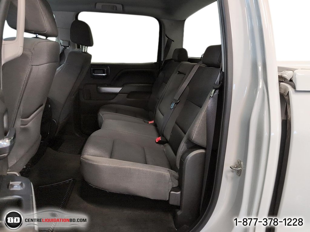 2017 Chevrolet Silverado 1500 LT Boite 6.6pi in Granby, Quebec - 14 - w1024h768px