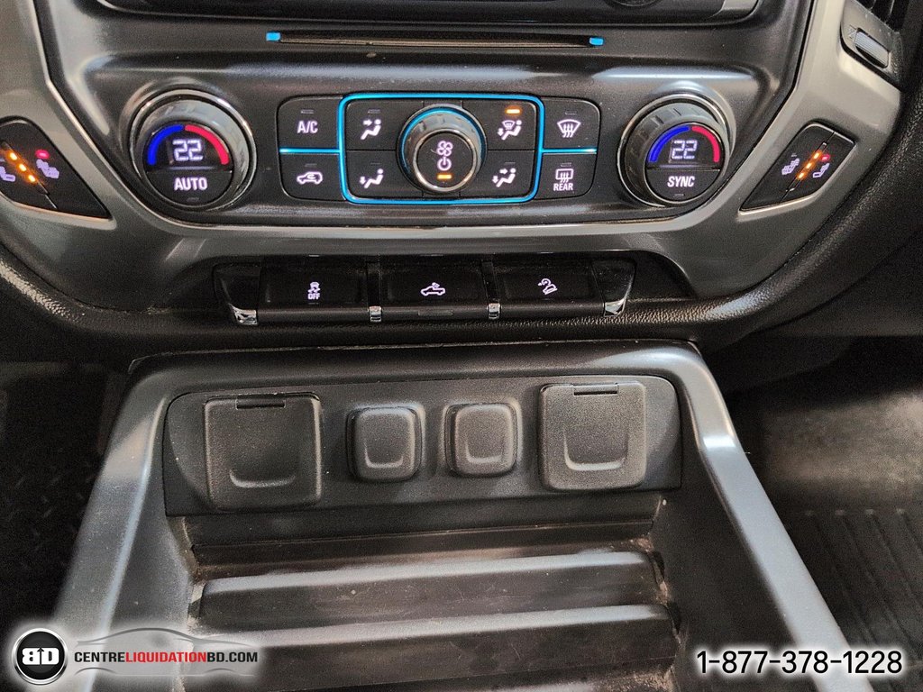 2017 Chevrolet Silverado 1500 LT Boite 6.6pi in Granby, Quebec - 20 - w1024h768px