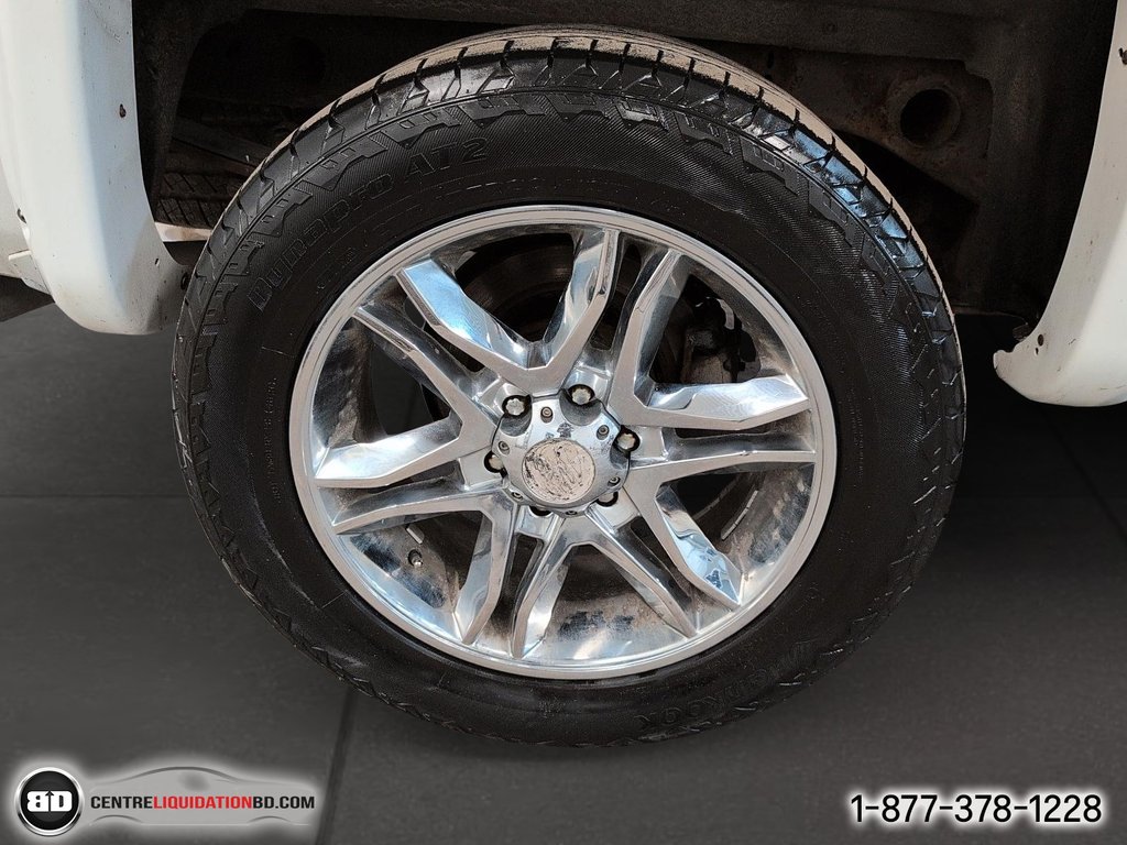 2017 Chevrolet Silverado 1500 LT Boite 6.6pi in Granby, Quebec - 12 - w1024h768px