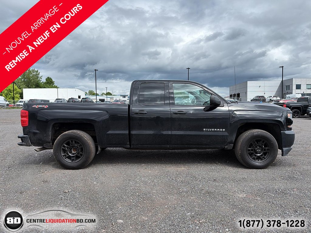 2017 Chevrolet Silverado 1500 WT in Granby, Quebec - 5 - w1024h768px