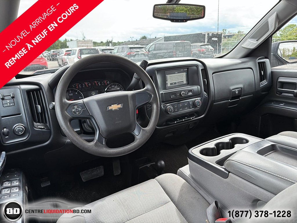 2017 Chevrolet Silverado 1500 WT in Granby, Quebec - 12 - w1024h768px