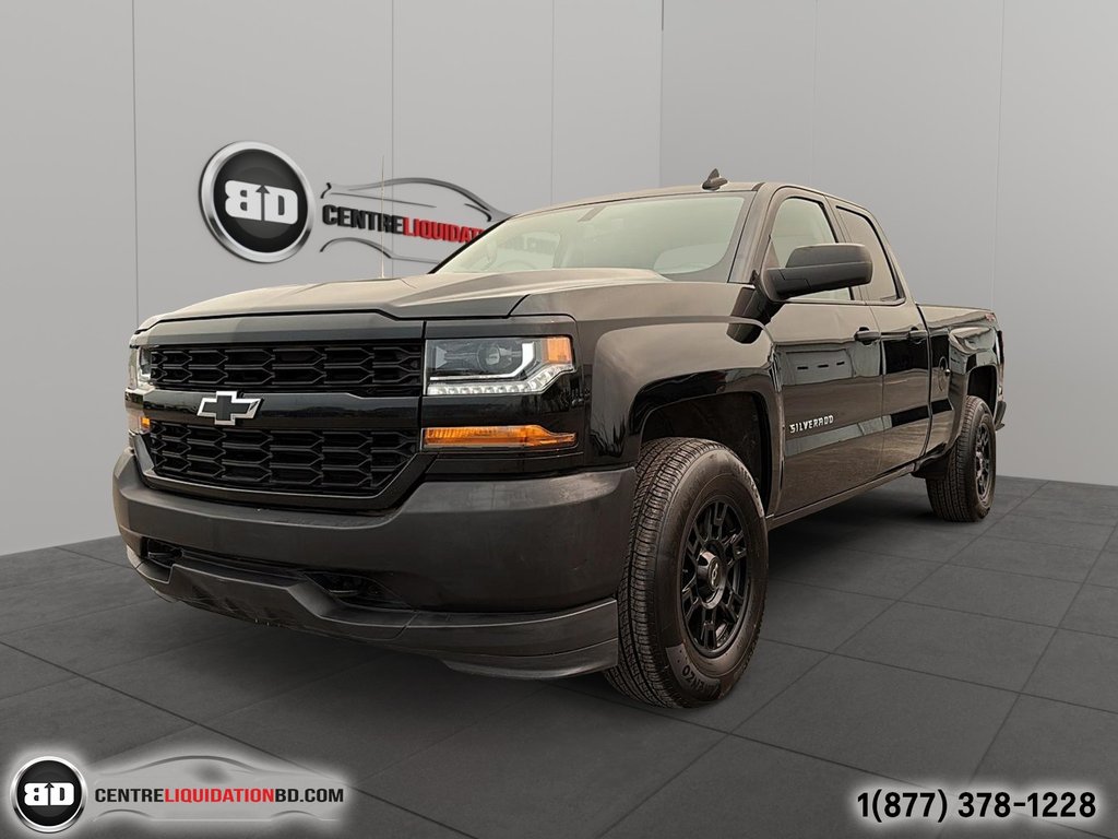 2017 Chevrolet Silverado 1500 WT in Granby, Quebec - 1 - w1024h768px
