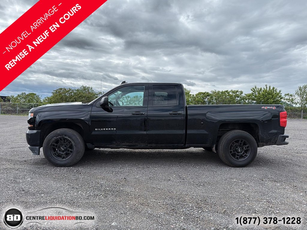 2017 Chevrolet Silverado 1500 WT in Granby, Quebec - 11 - w1024h768px