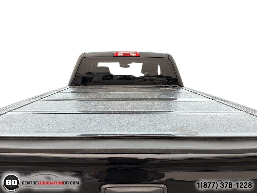 2017 Chevrolet Silverado 1500 WT in Granby, Quebec - 11 - w1024h768px
