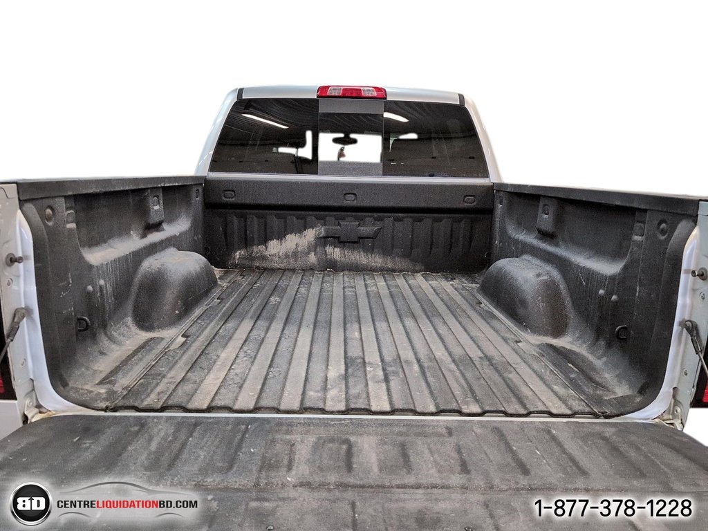 Chevrolet Silverado 1500 LT Z71 V8 5.3L 4X4 CREWCAB BOITE 5.5 2018 à Granby, Québec - 11 - w1024h768px