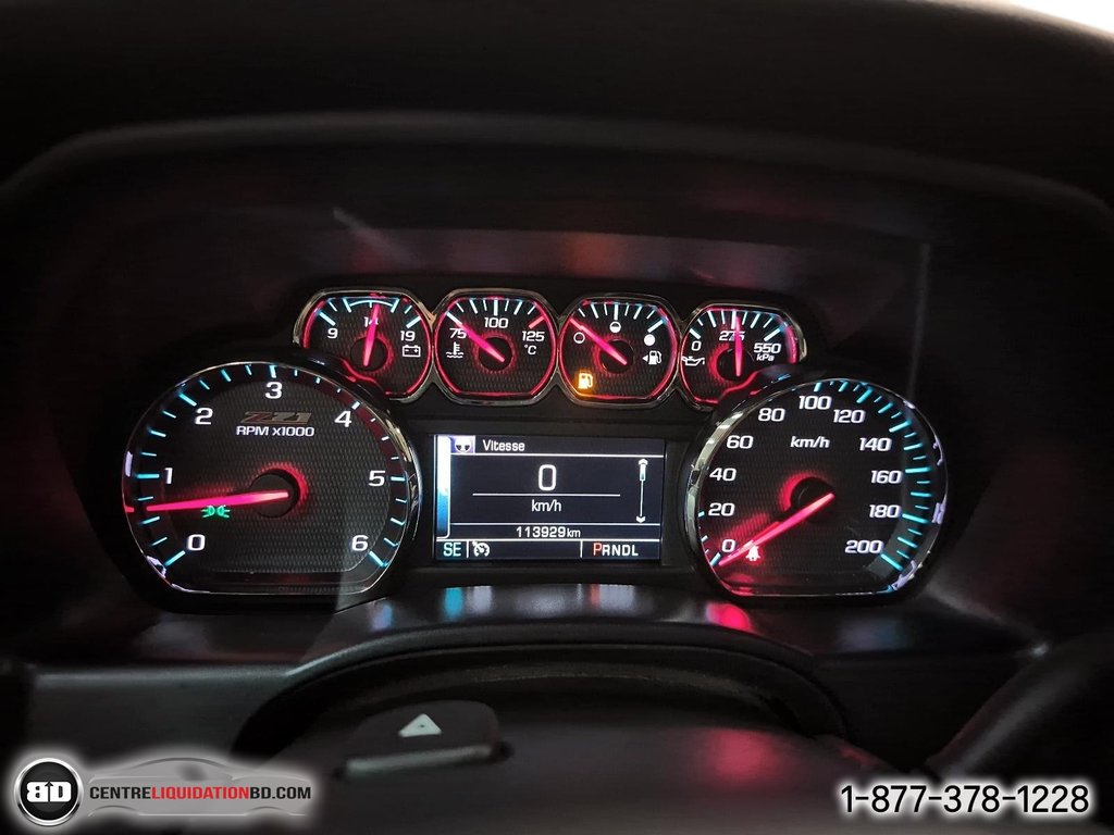 Chevrolet Silverado 1500 LT Z71 V8 5.3L 4X4 CREWCAB BOITE 5.5 2018 à Granby, Québec - 19 - w1024h768px