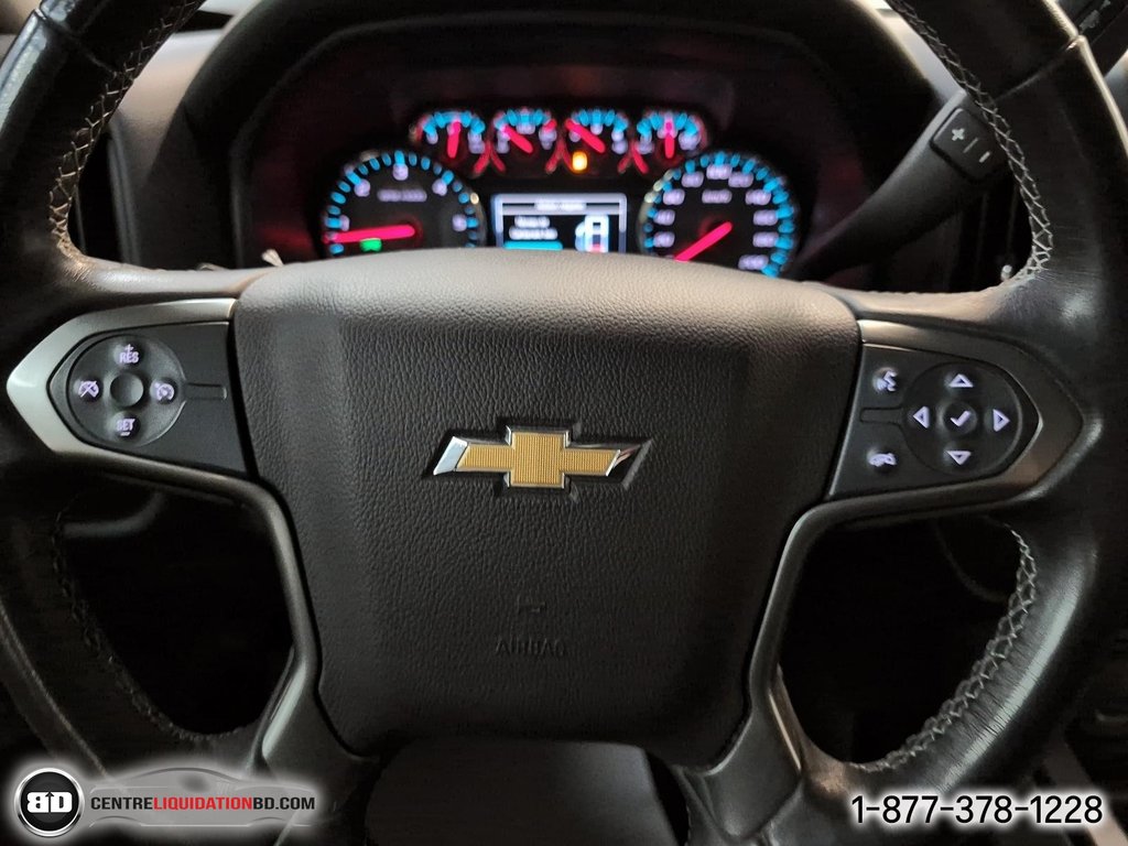 Chevrolet Silverado 1500 LT Z71 V8 5.3L 4X4 CREWCAB BOITE 5.5 2018 à Granby, Québec - 18 - w1024h768px