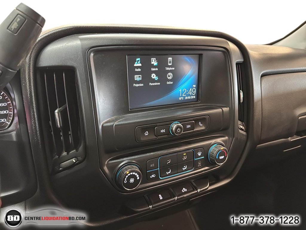 2018 Chevrolet Silverado 1500 Double Cab Custom in Granby, Quebec - 21 - w1024h768px