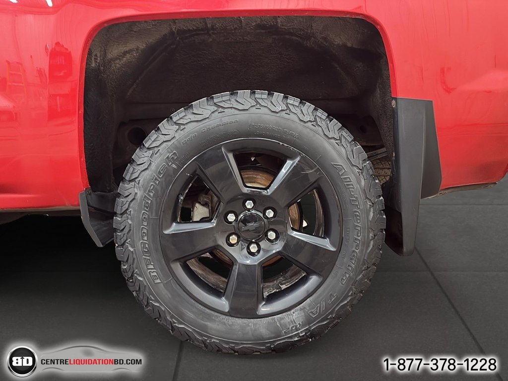 2018 Chevrolet Silverado 1500 Double Cab Custom in Granby, Quebec - 12 - w1024h768px