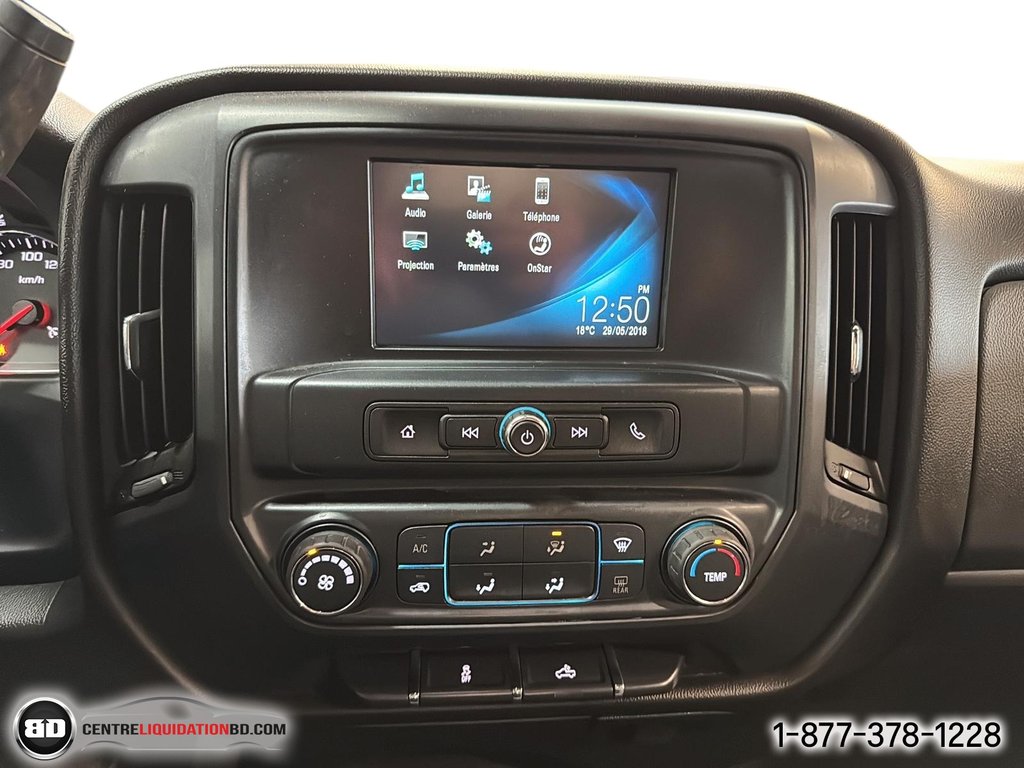 2018 Chevrolet Silverado 1500 Double Cab Custom in Granby, Quebec - 25 - w1024h768px