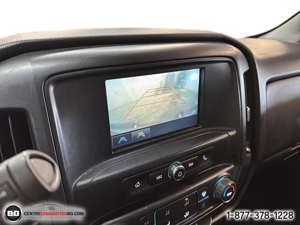 2018 Chevrolet Silverado 1500 Double Cab Custom in Granby, Quebec - 24 - w1024h768px