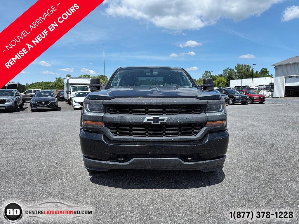 Chevrolet Silverado 1500 WT 5.3L CREW CAB BOÎTE 6.5P 2018 à Granby, Québec - 2 - w1024h768px