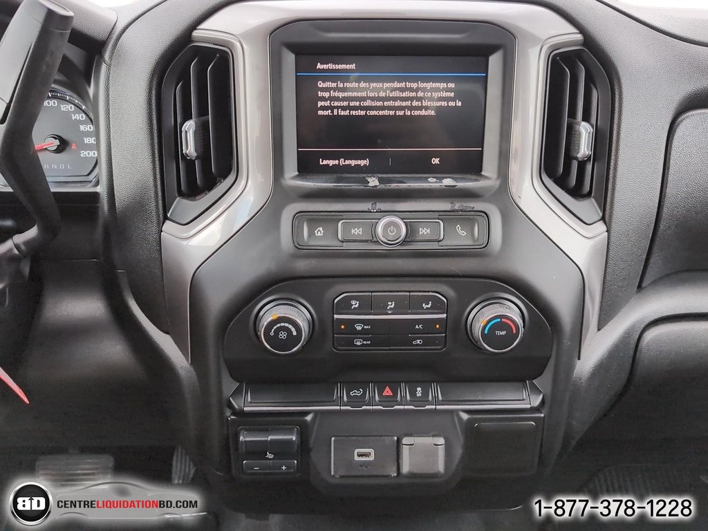 2020 Chevrolet Silverado 1500 in Granby, Quebec - 18 - w1024h768px