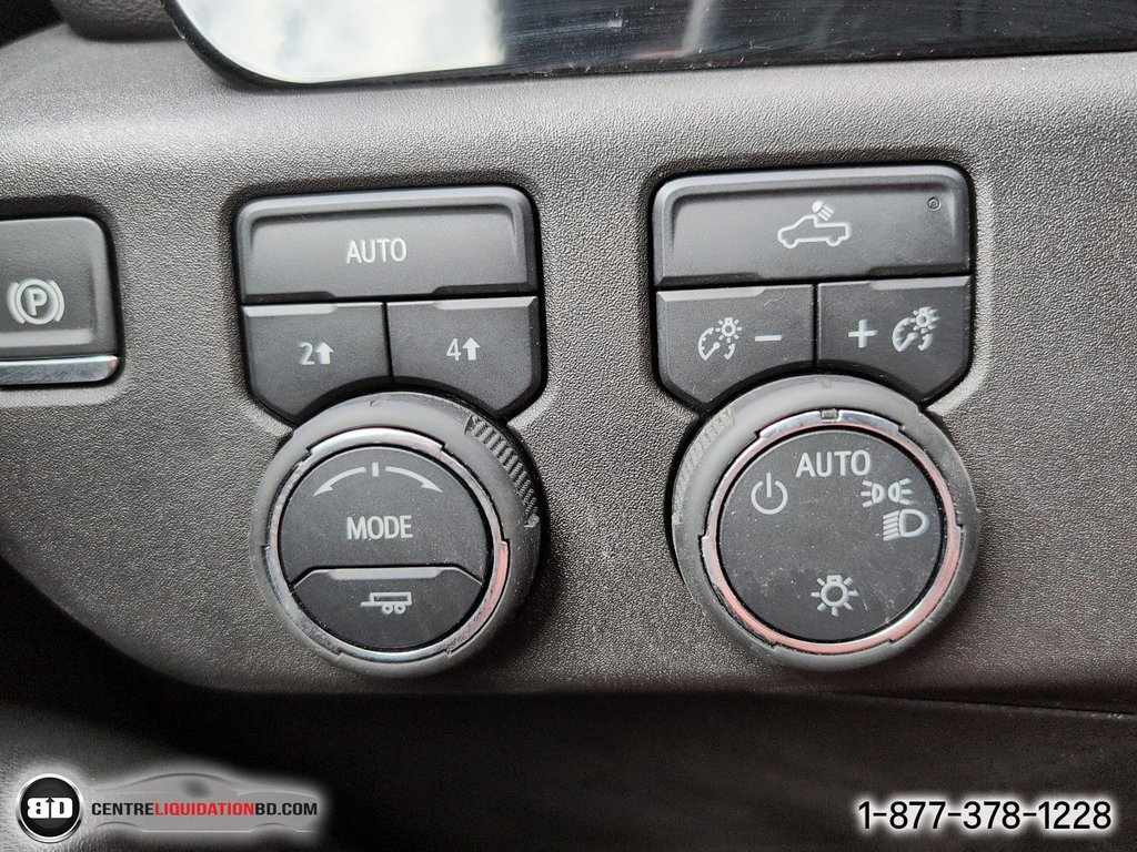 Chevrolet Silverado 1500 LT V8 5,3L 2025 à Granby, Québec - 20 - w1024h768px