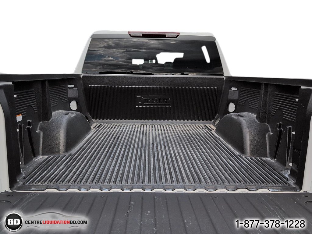 Chevrolet Silverado 1500 LT V8 5,3L 2025 à Granby, Québec - 10 - w1024h768px