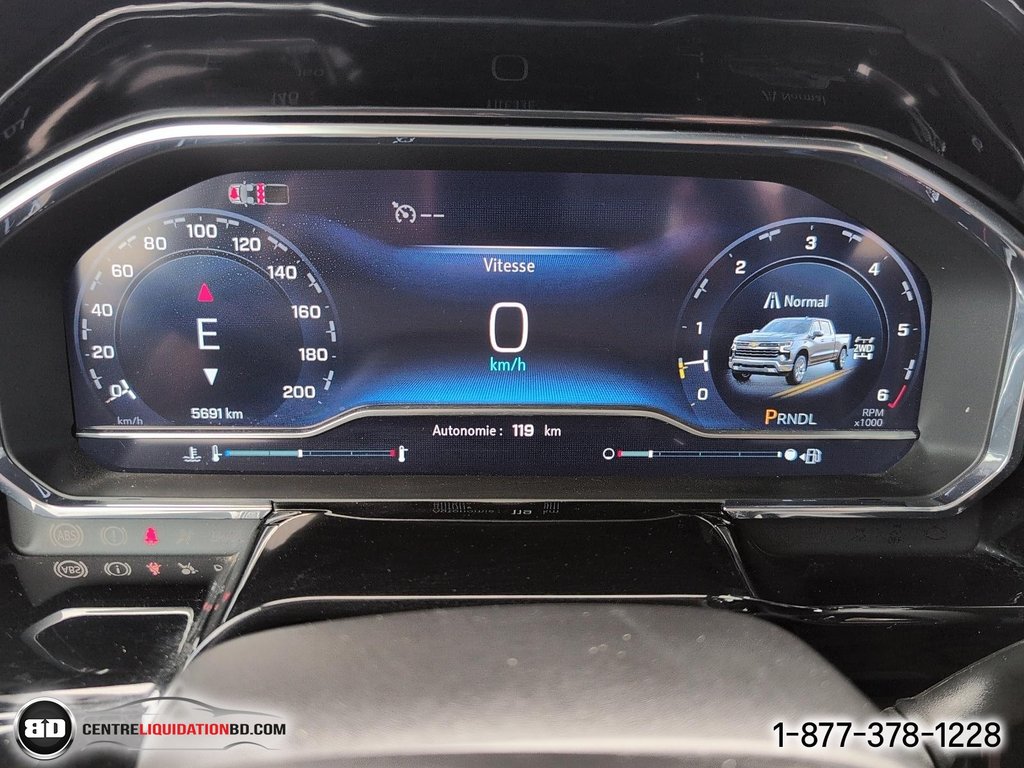 Chevrolet Silverado 1500 LT V8 5,3L 2025 à Granby, Québec - 17 - w1024h768px