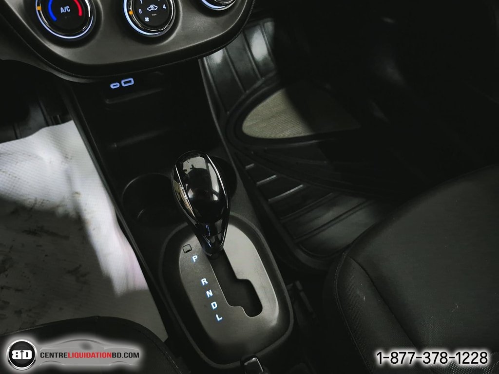 2020 Chevrolet Spark LT in Granby, Quebec - 20 - w1024h768px
