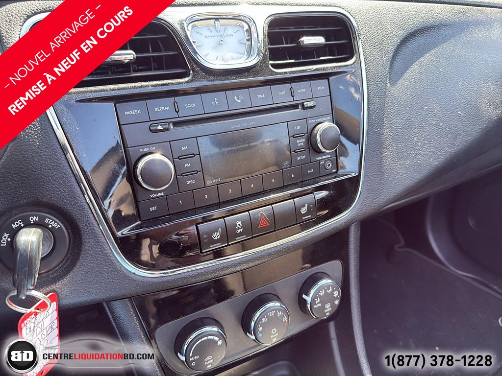 2011 Chrysler 200 Touring in Granby, Quebec - 14 - w1024h768px