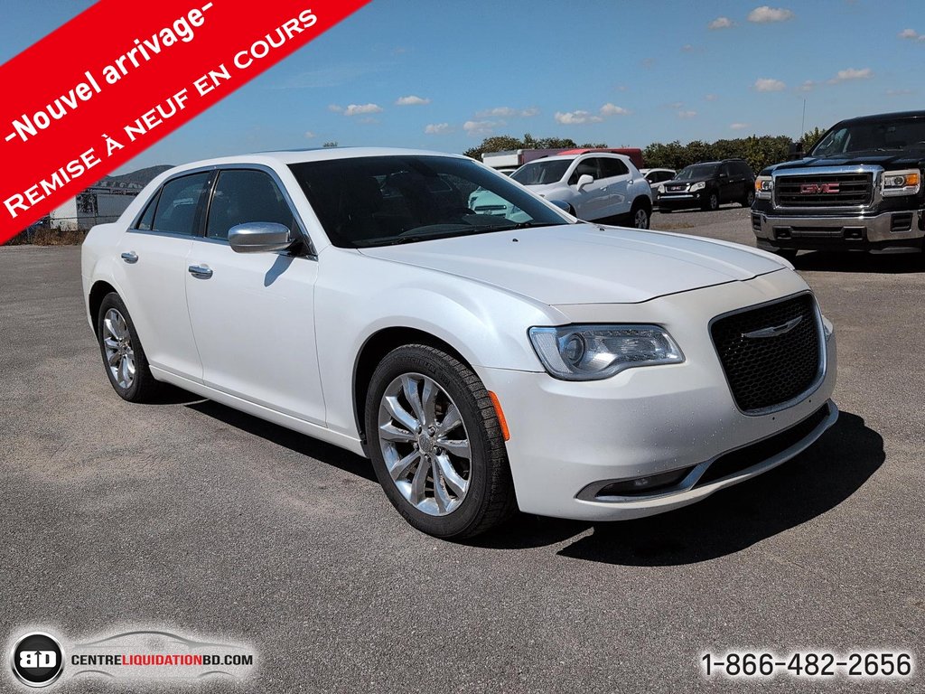 Chrysler 300 C Platinum 2015 à Granby, Québec - 2 - w1024h768px