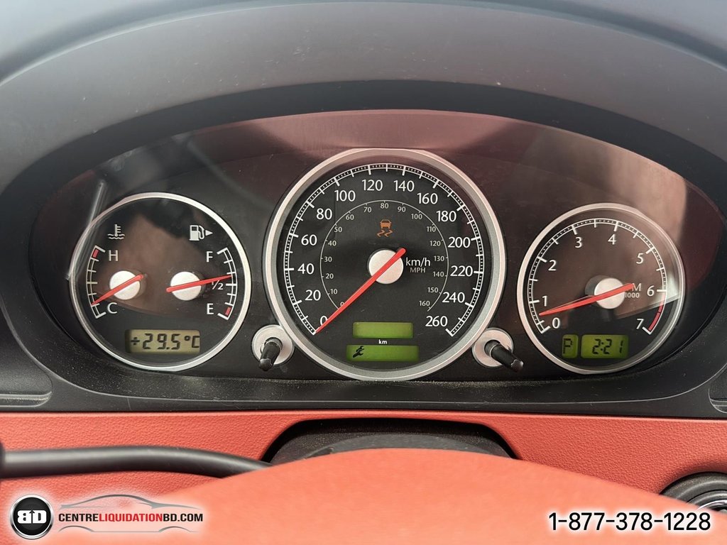 2005 Chrysler Crossfire Limited roadster in Granby, Quebec - 16 - w1024h768px