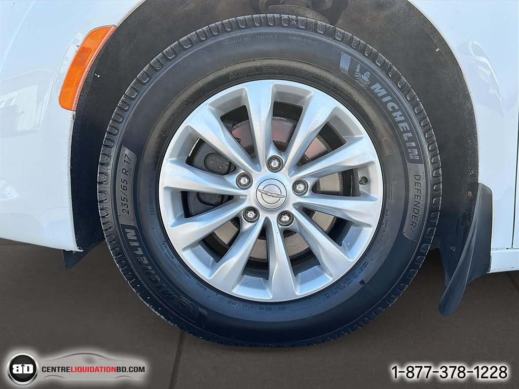 Chrysler Pacifica Touring 2020 à Granby, Québec - 10 - w1024h768px