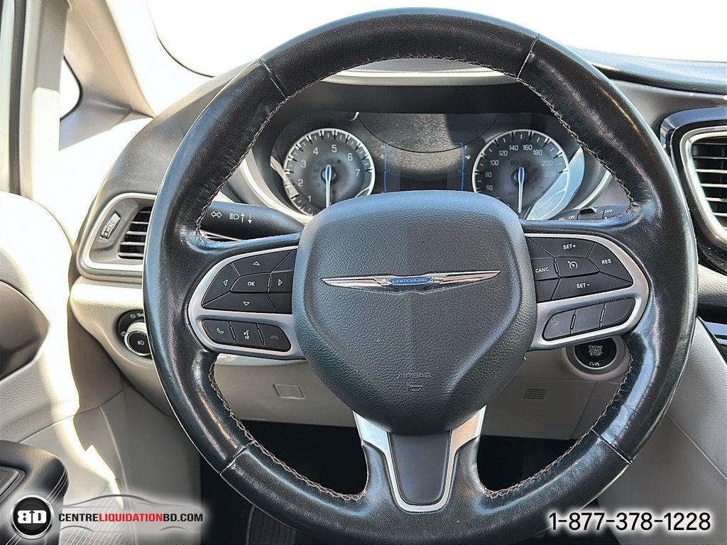 Chrysler Pacifica Touring 2020 à Granby, Québec - 15 - w1024h768px