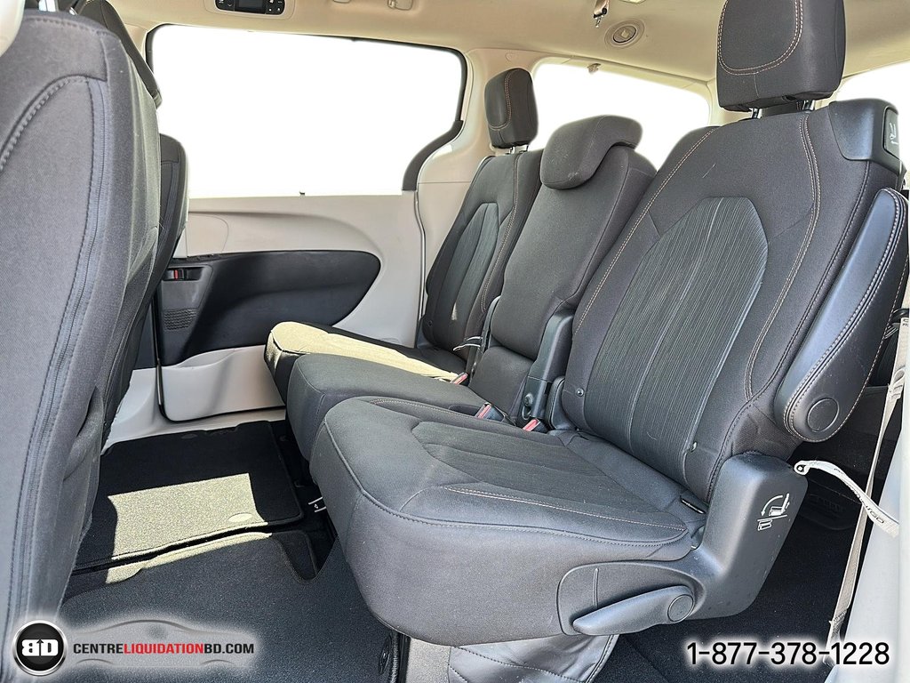 Chrysler Pacifica Touring 2020 à Granby, Québec - 12 - w1024h768px